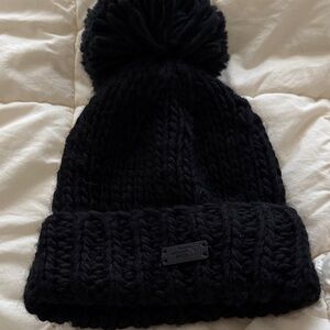 Northface Women’s City Coziest Beanie